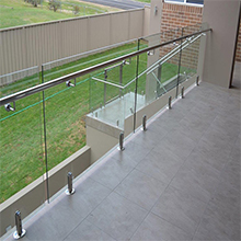  Popular design stainless steel spigot clear glass railing for balcony - 副本