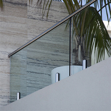Stainless steel spigot tempered glass railing