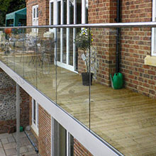 U Channel glass railing