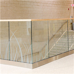 Modern design Aluminum U channel glass staircase railing-A