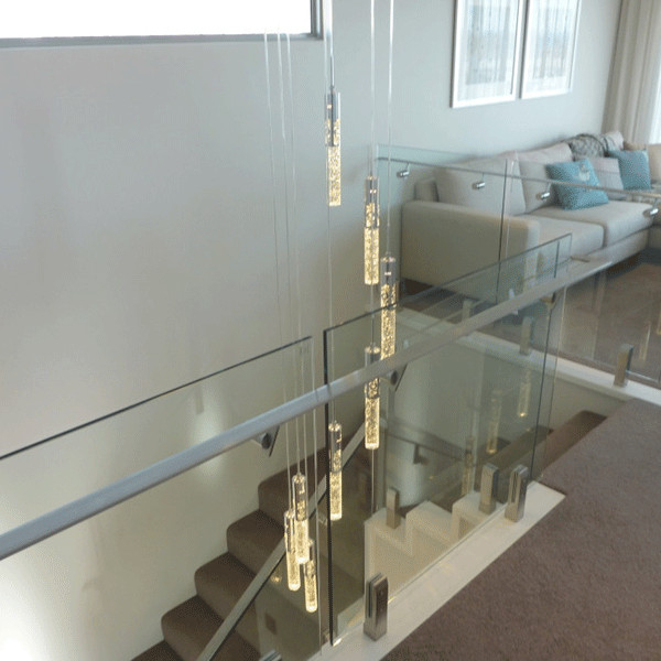 S-Made in China spigot glass railing With Stable Function